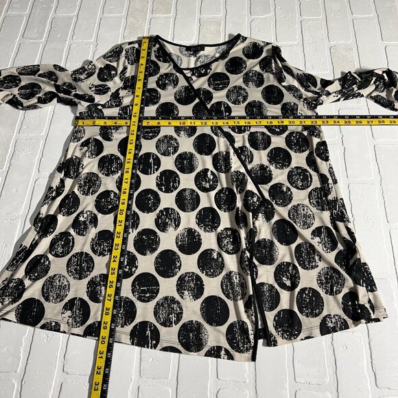 Comfy USA‎ Tunic Top Womens XL Black Beige Polka Dot Circle Print Artsy Slit - Picture 2 of 9